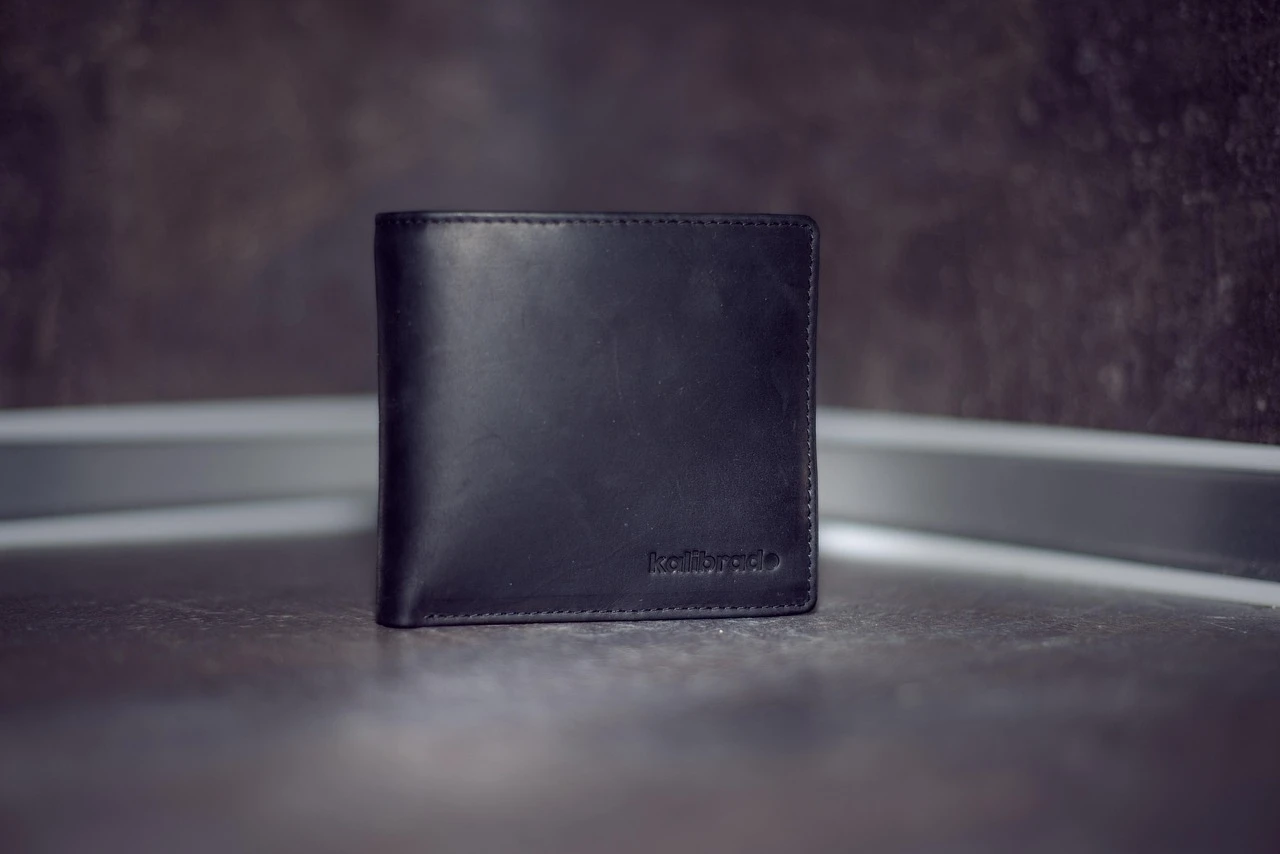 Black Dauphine Leather Continental Clutch Wallet