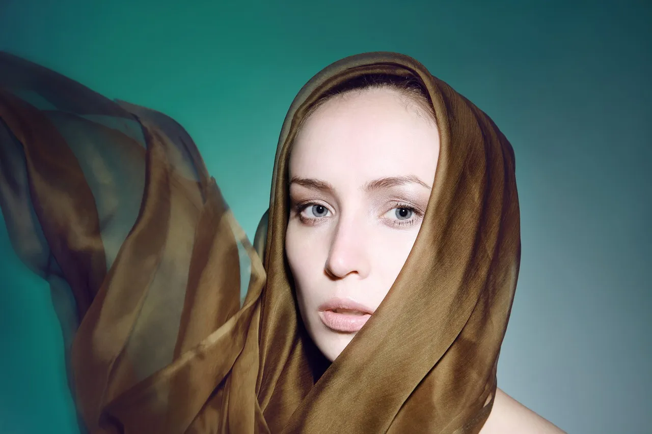 Apple Green Linen Square Foulard Head Wrap Scarf