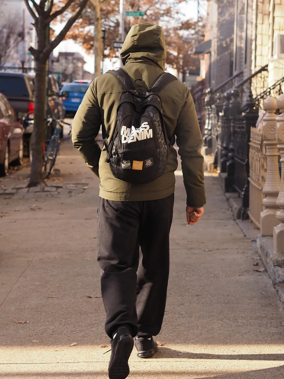 Medusa Large Dark Green Grainy Calf Leather Shoulder Backpack Bookbag