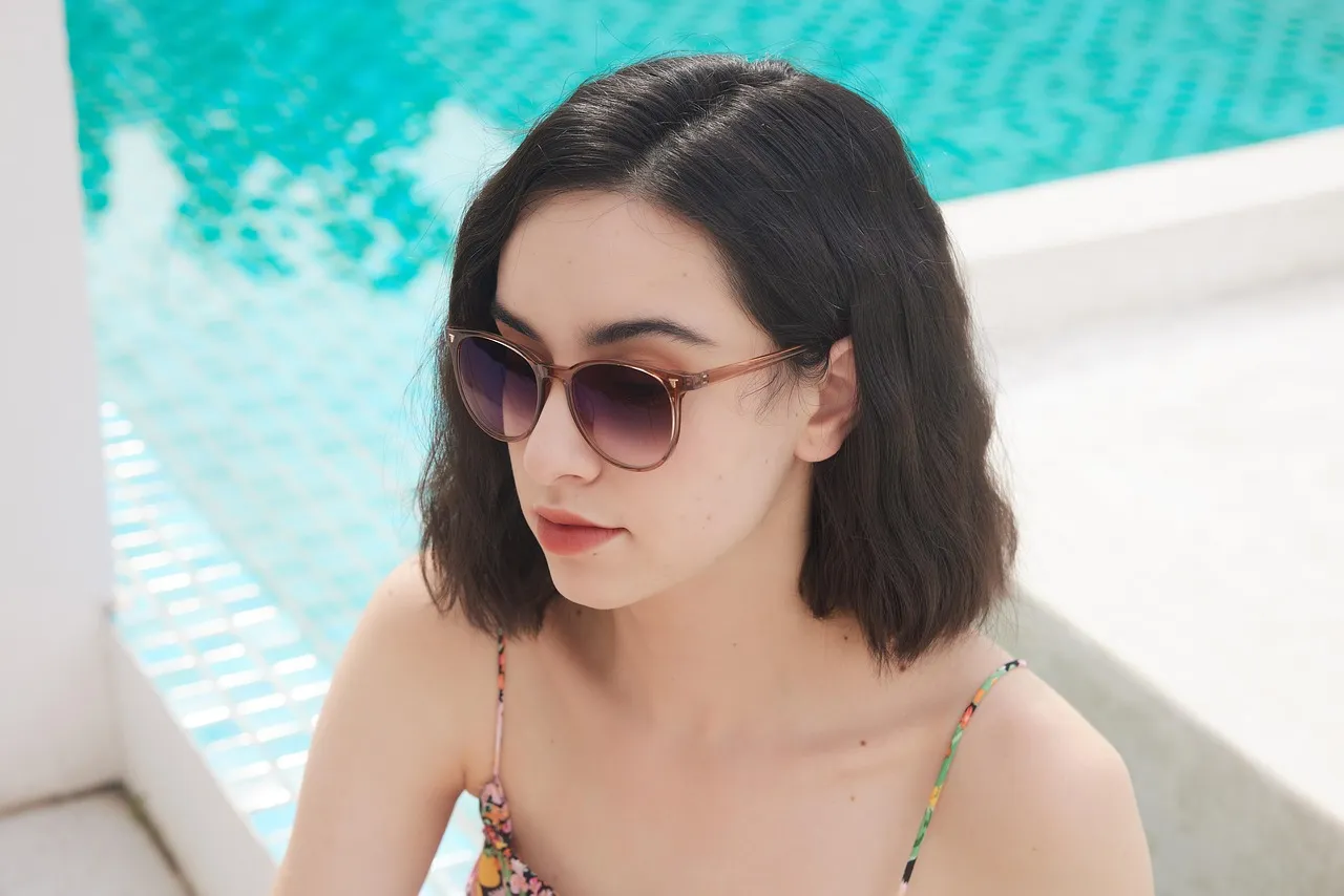 Gray Sunglasses for Woman