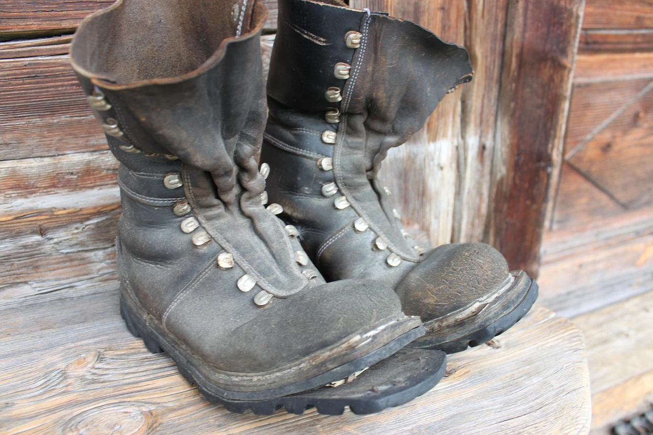 Black Crystals Heels Zipper Short Boots Shoes
