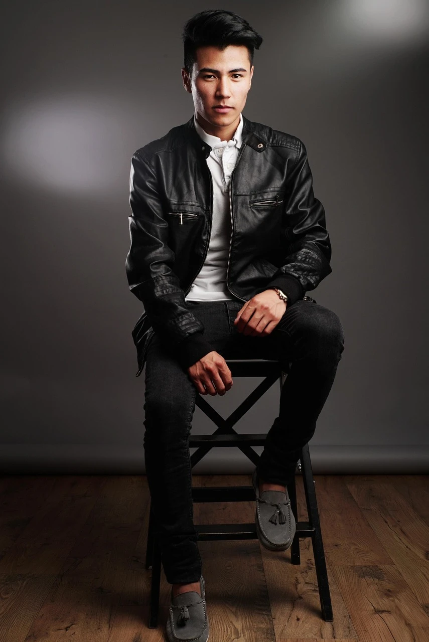 Black 100% Leather Full Zip Men Bomber Jacket