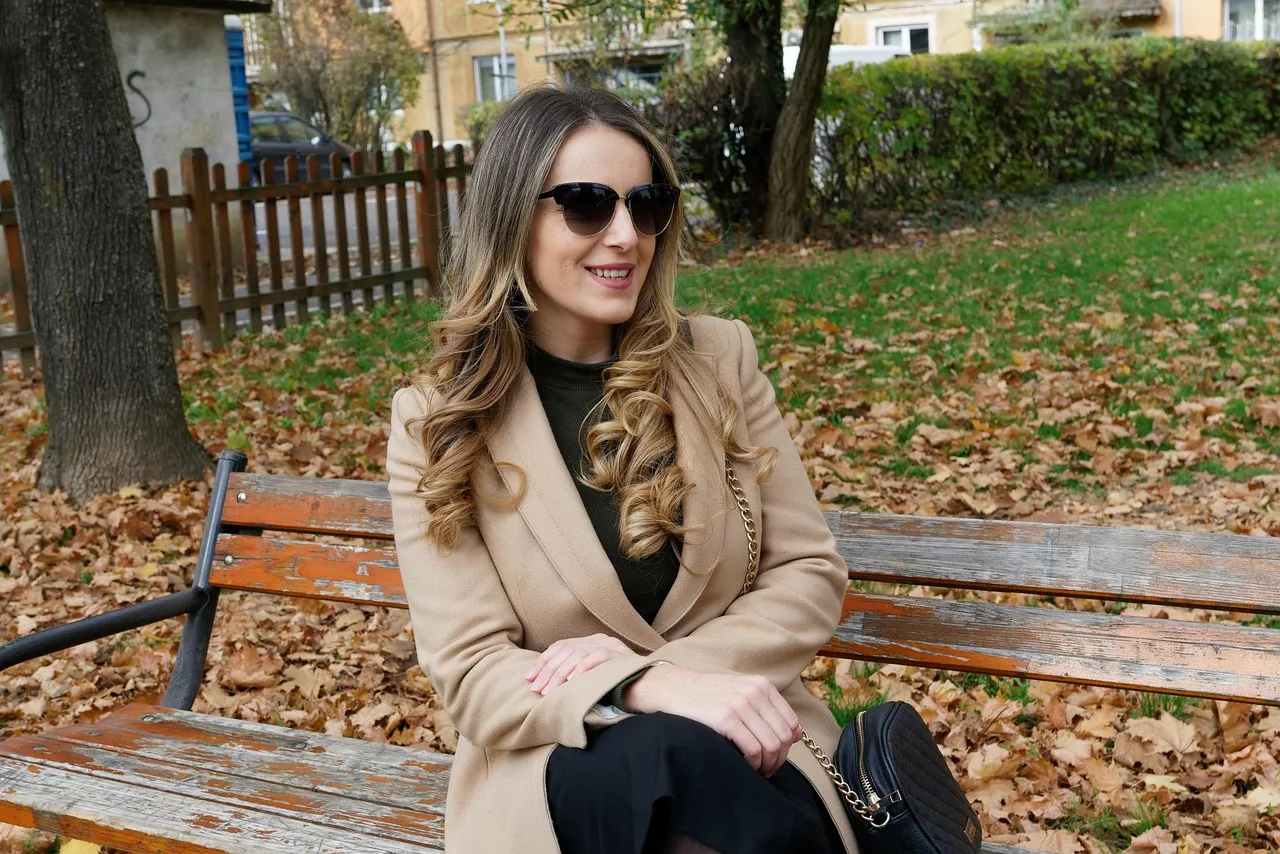 Rose Gold Sunglasses for Woman